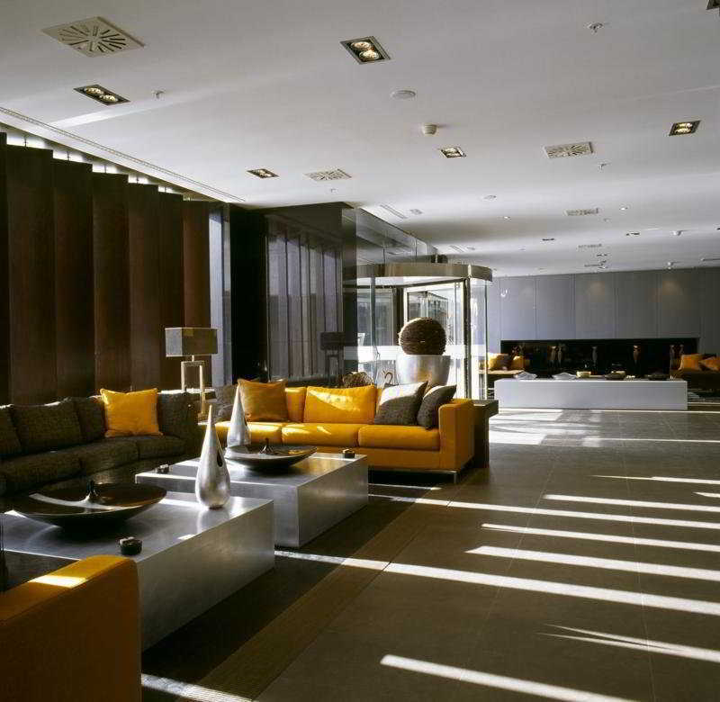 โรงแรมเอซี โอเบียโด โฟรุม ภายนอก รูปภาพ